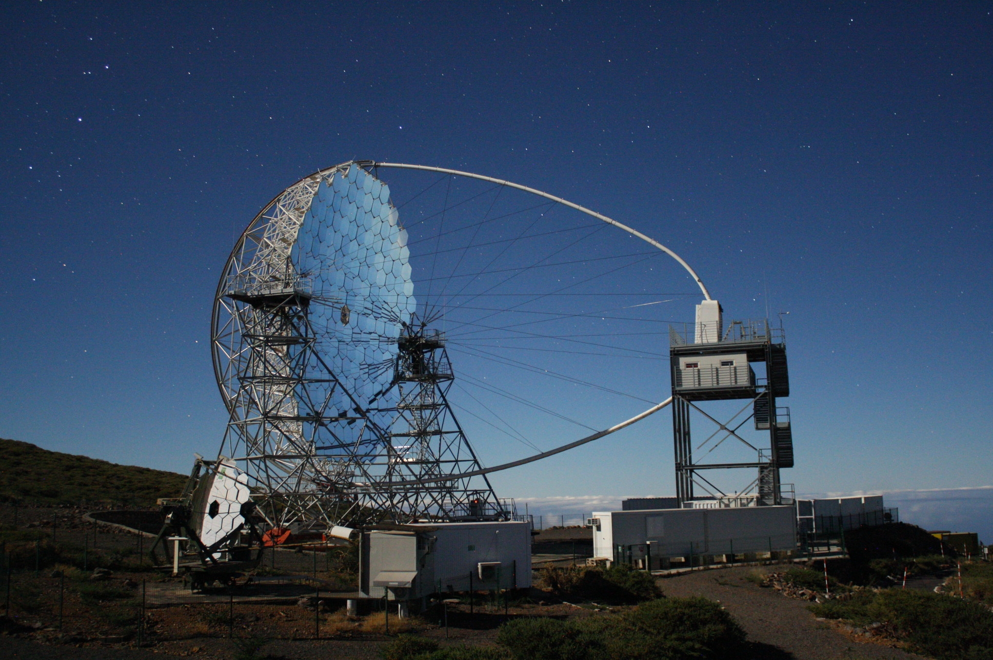 LST-1 at the Observatorio Roque de Los Muchachos (La Palma, Spain). Credit: Marine Pihet.